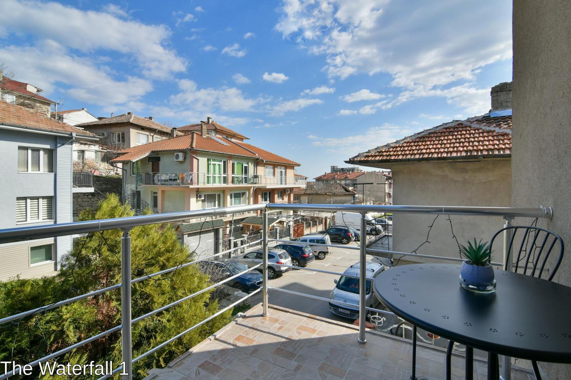 Самостоятелни Стаи "Водопада" Balcic Exterior foto