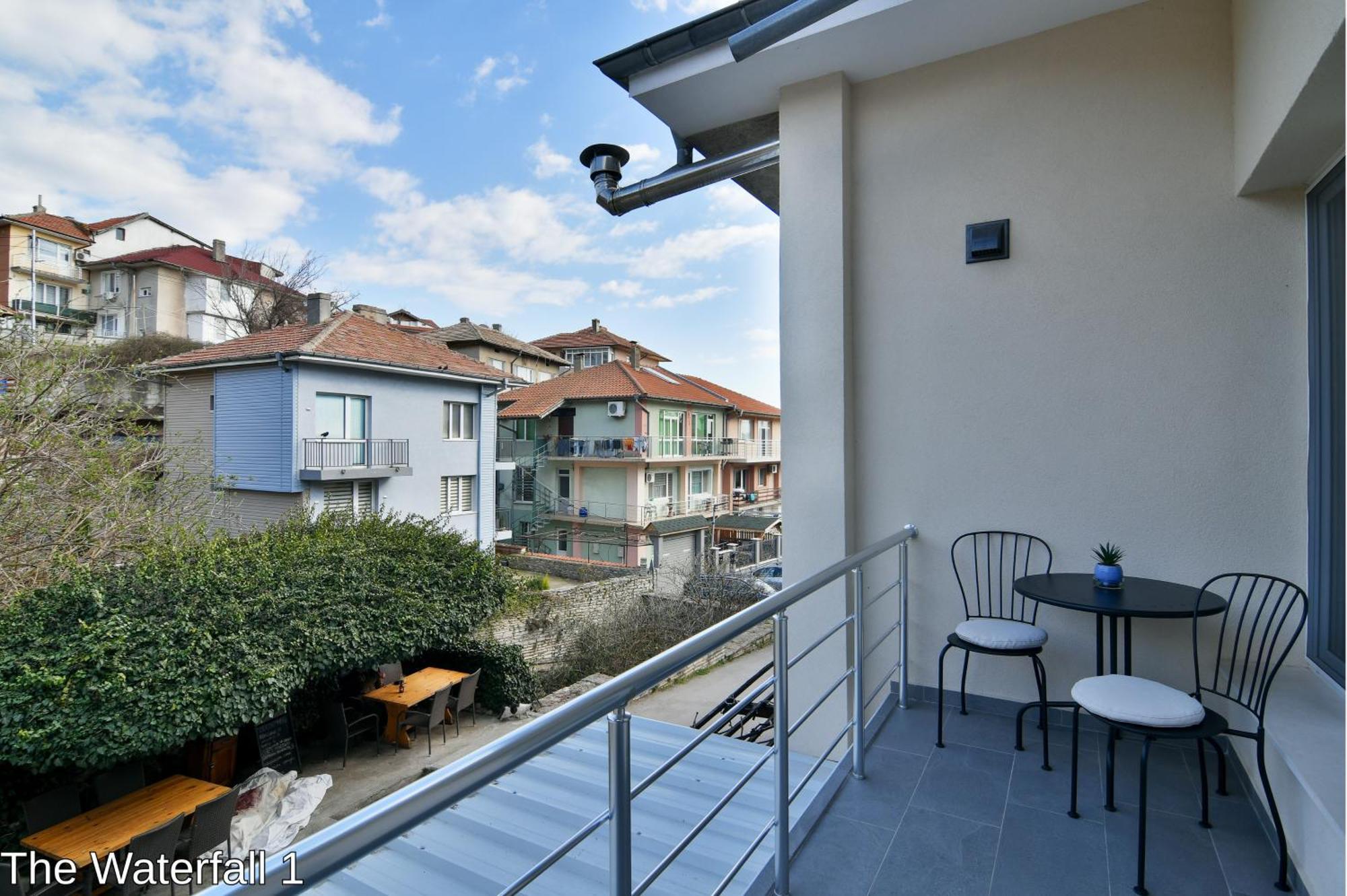 Самостоятелни Стаи "Водопада" Balcic Exterior foto